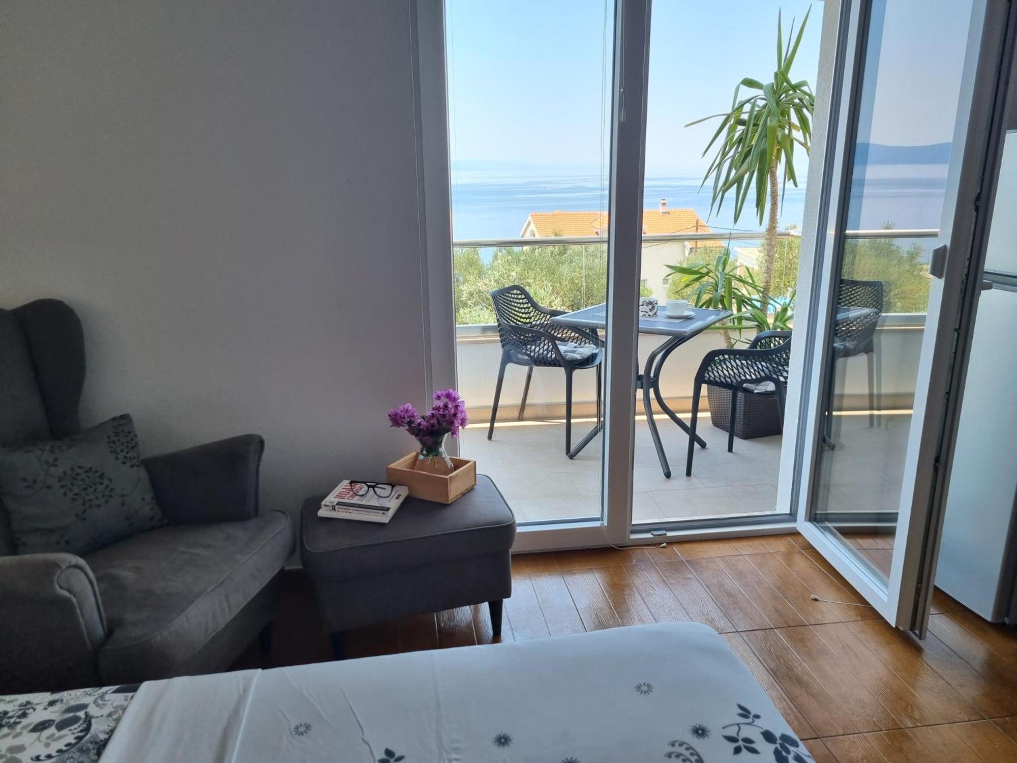 Apartments Gabriela ドラスニセ 部屋 写真